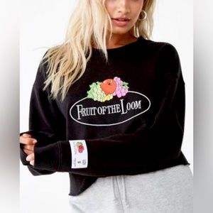 Fruit of the Loom Cropped Crewneck